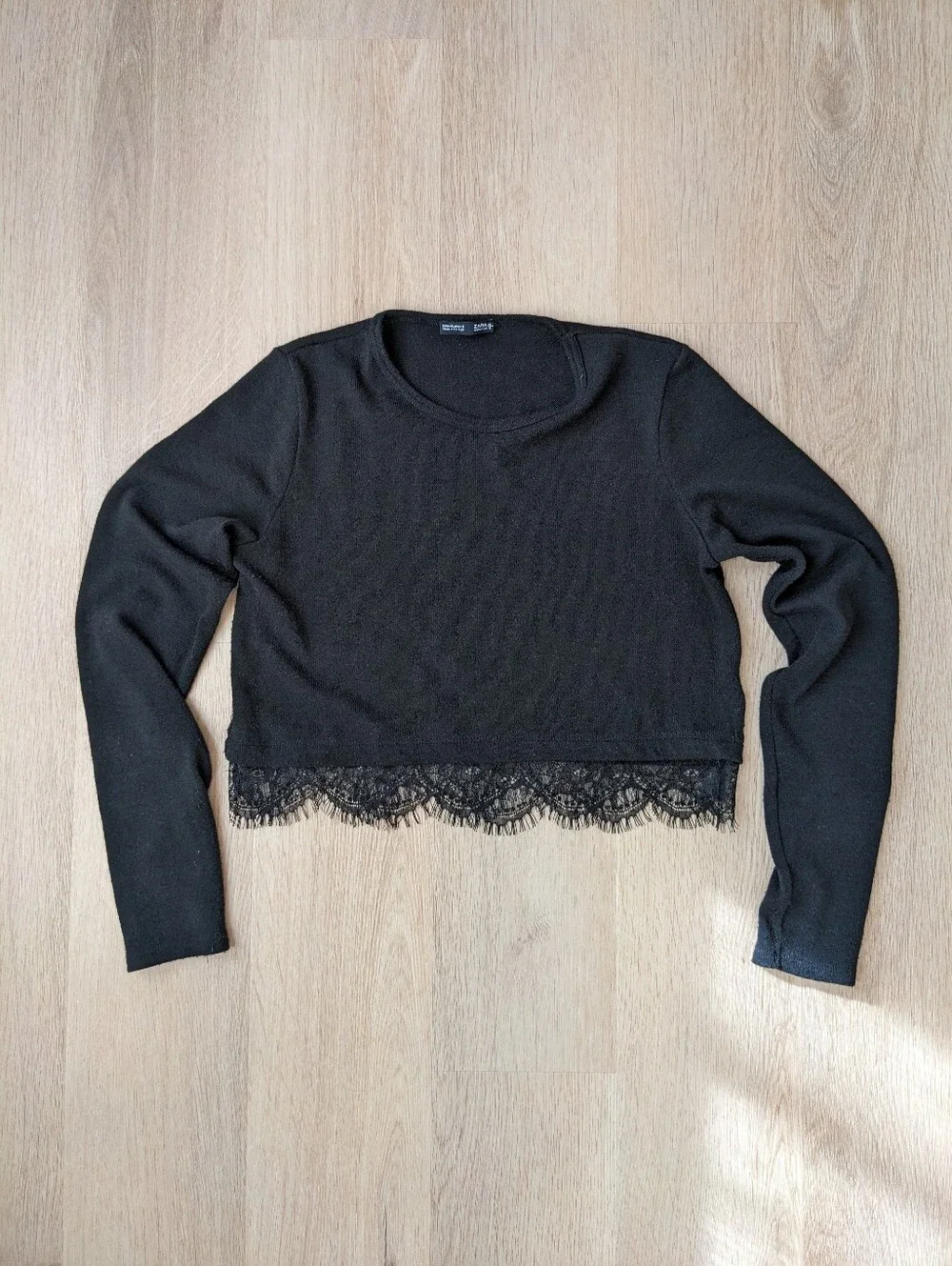 ZARA Black Knit Cropped Round Neck Pullover Sweater Lace Hem Long Sleeve M